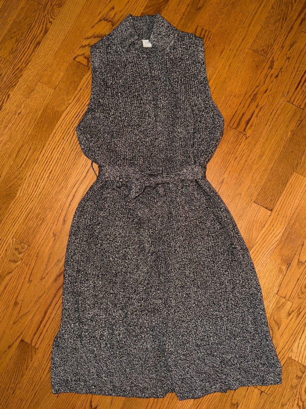 Women's Gap Heathered Black Duster Vest